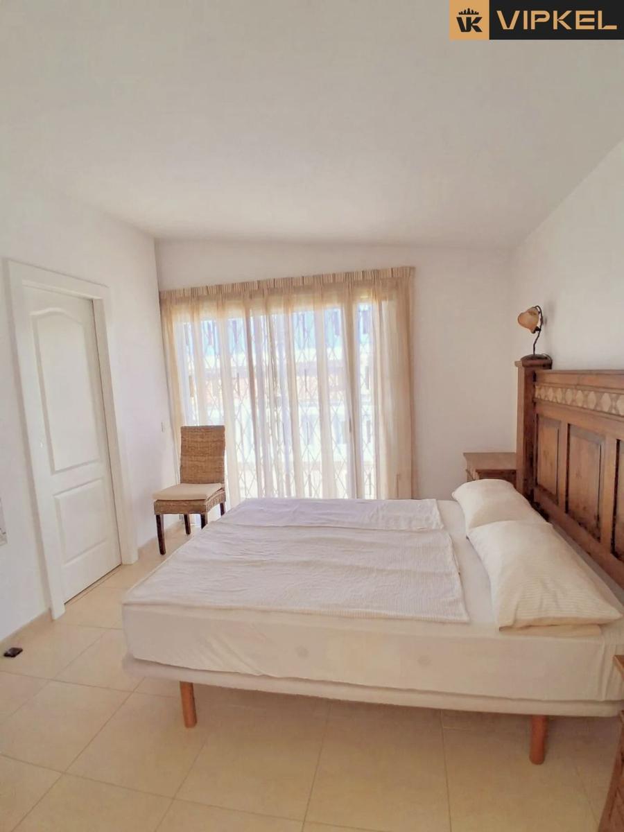 Flat for Sale in Arona