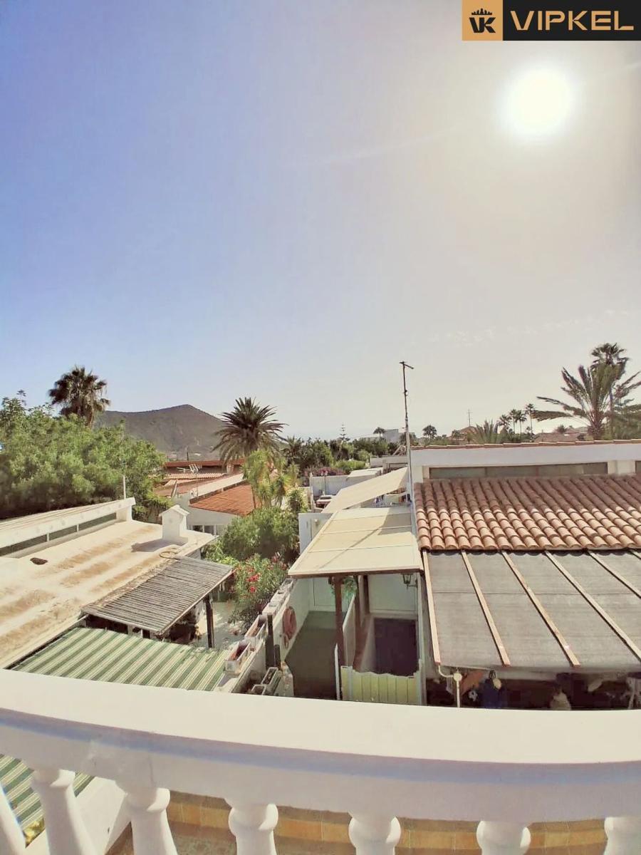 Flat for Sale in Arona