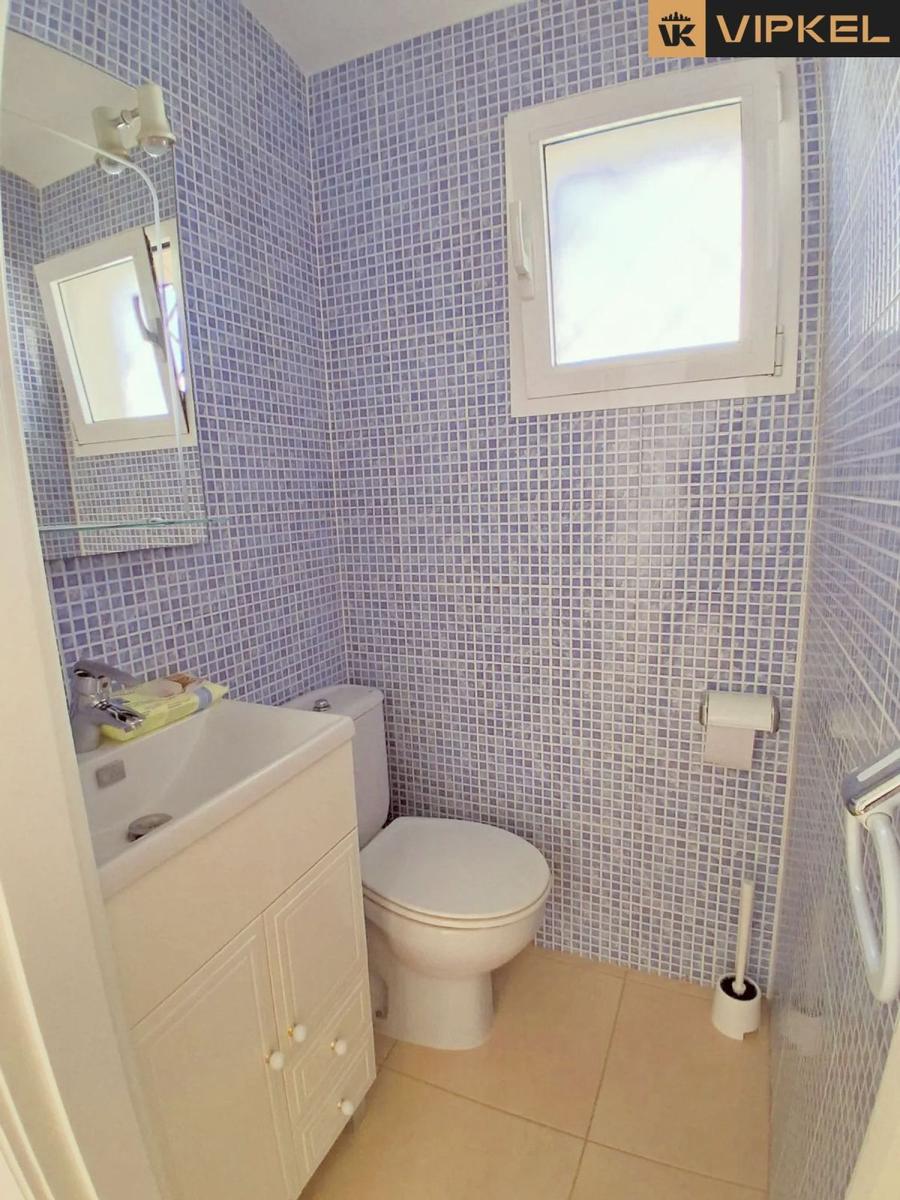 Flat for Sale in Arona