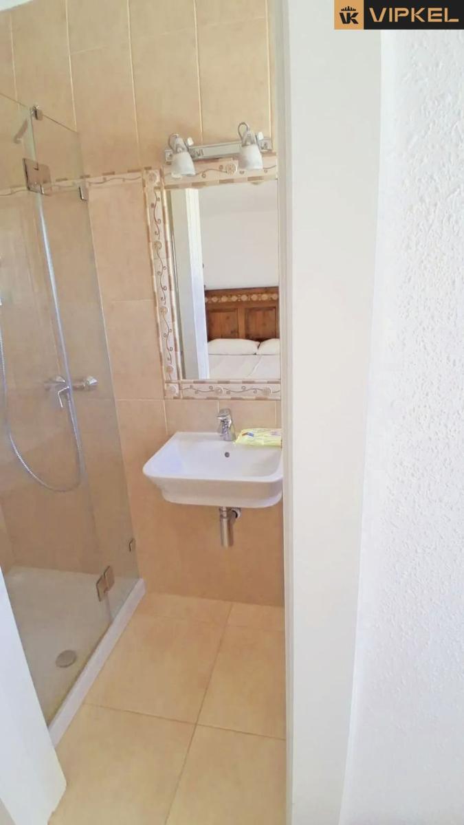 Flat for Sale in Arona