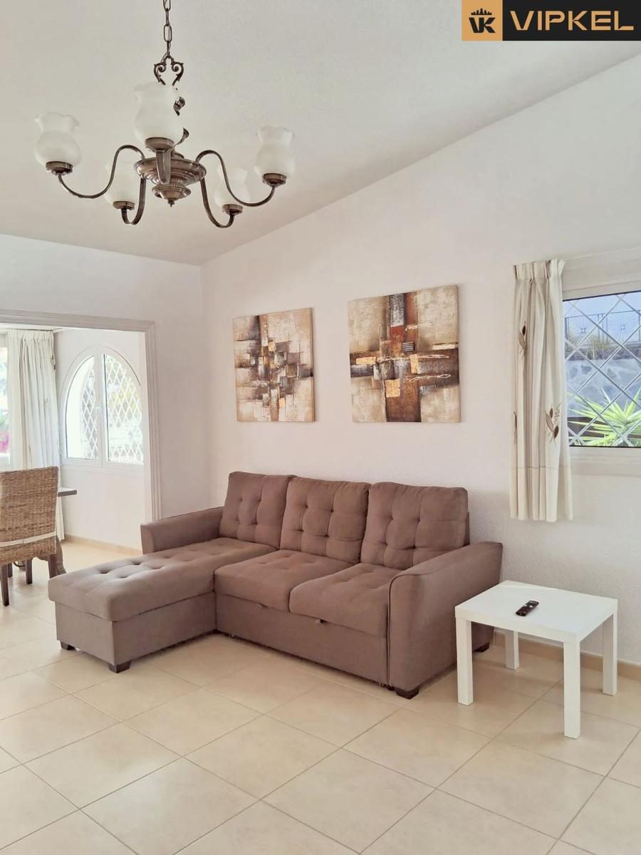 Flat for Sale in Arona