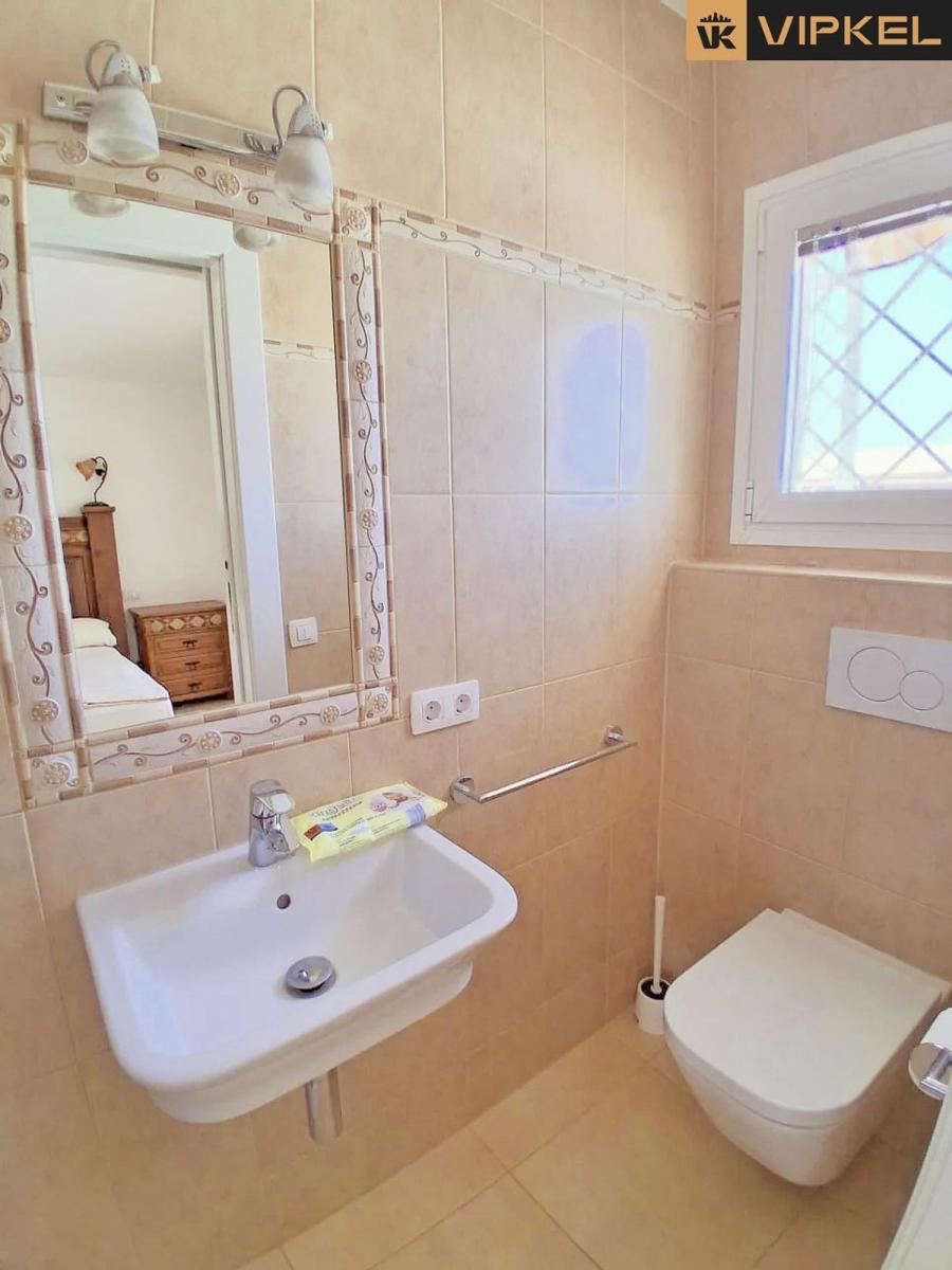 Flat for Sale in Arona