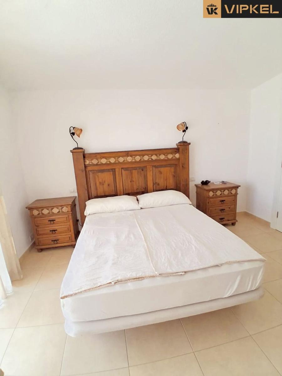 Flat for Sale in Arona