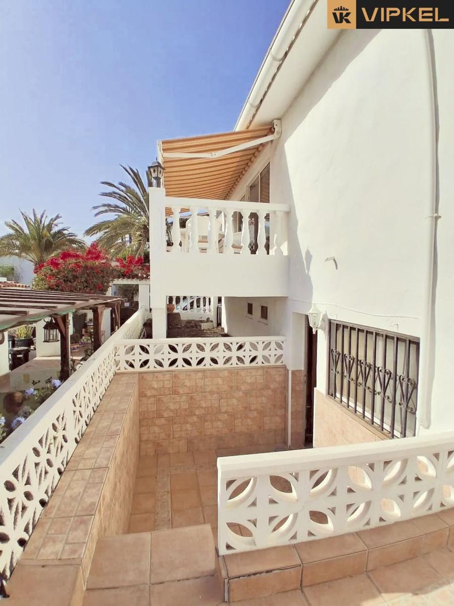 Flat for Sale in Arona