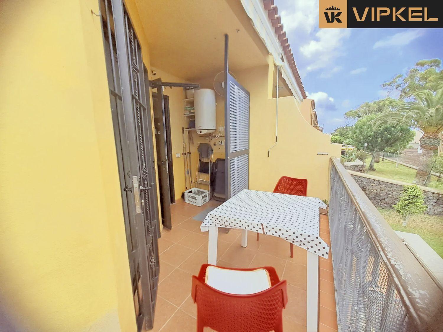 Flat for Sale in Arona