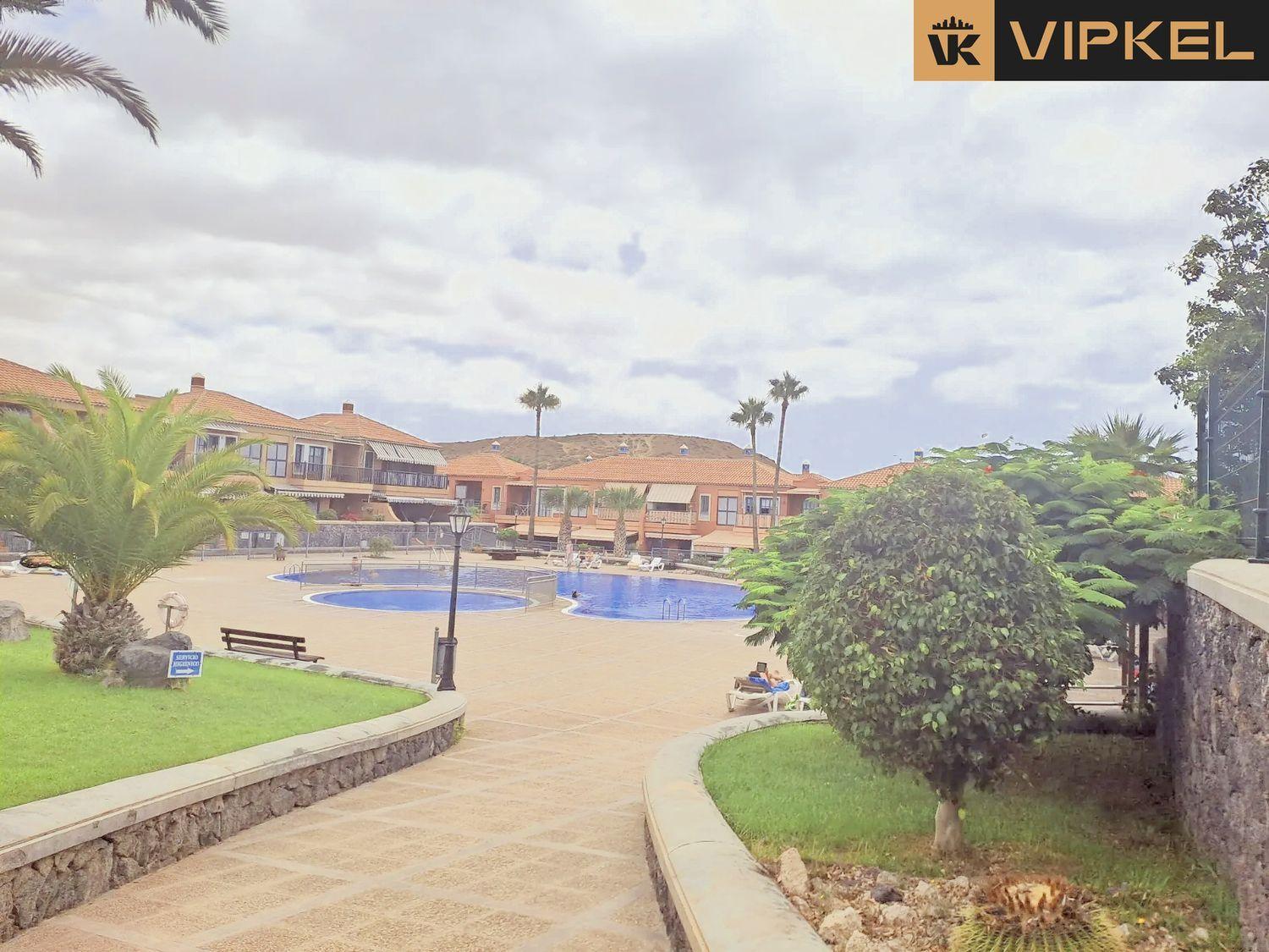 Flat for Sale in Arona
