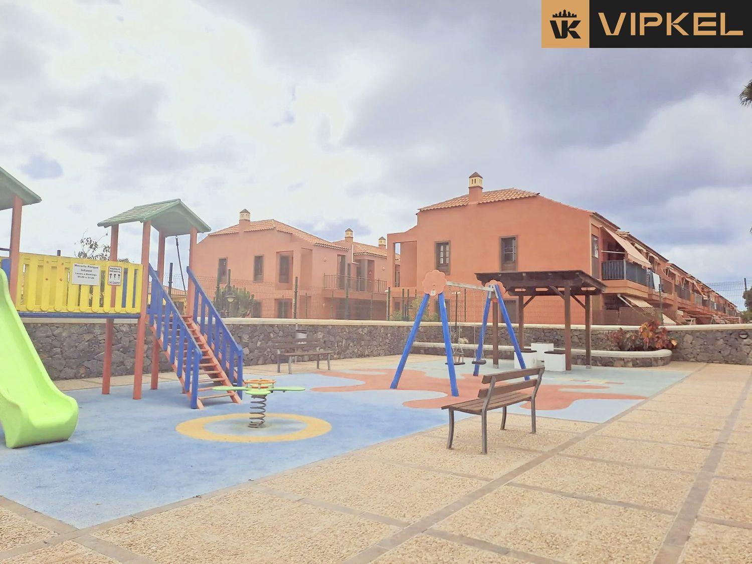 Flat for Sale in Arona