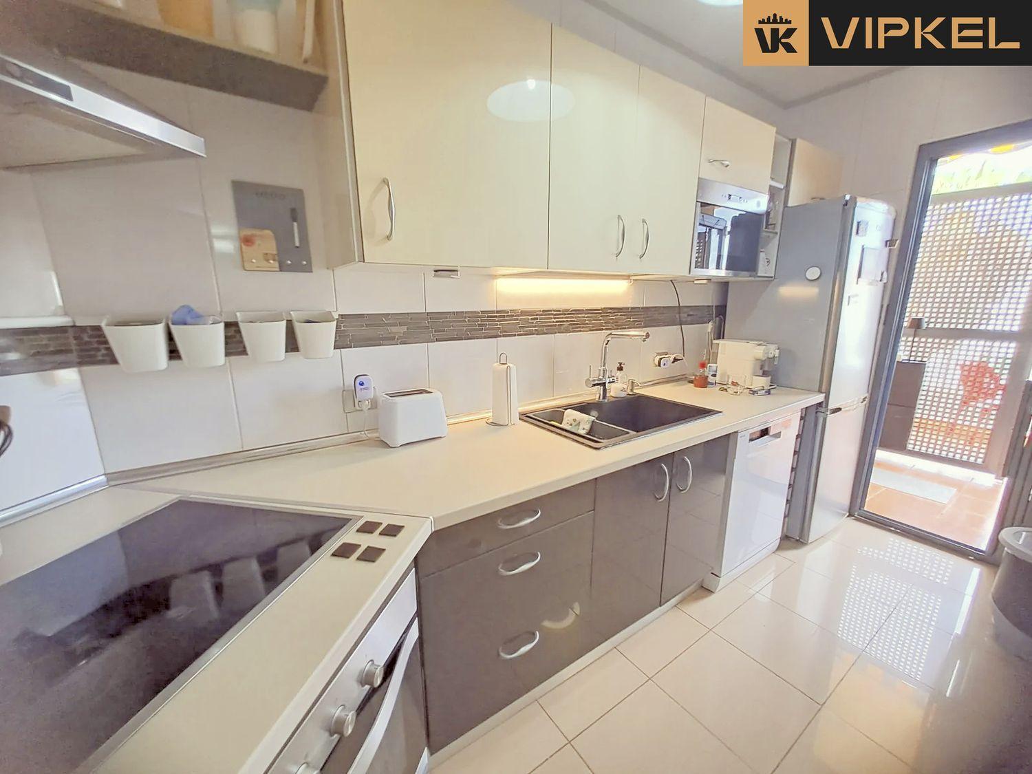 Flat for Sale in Arona