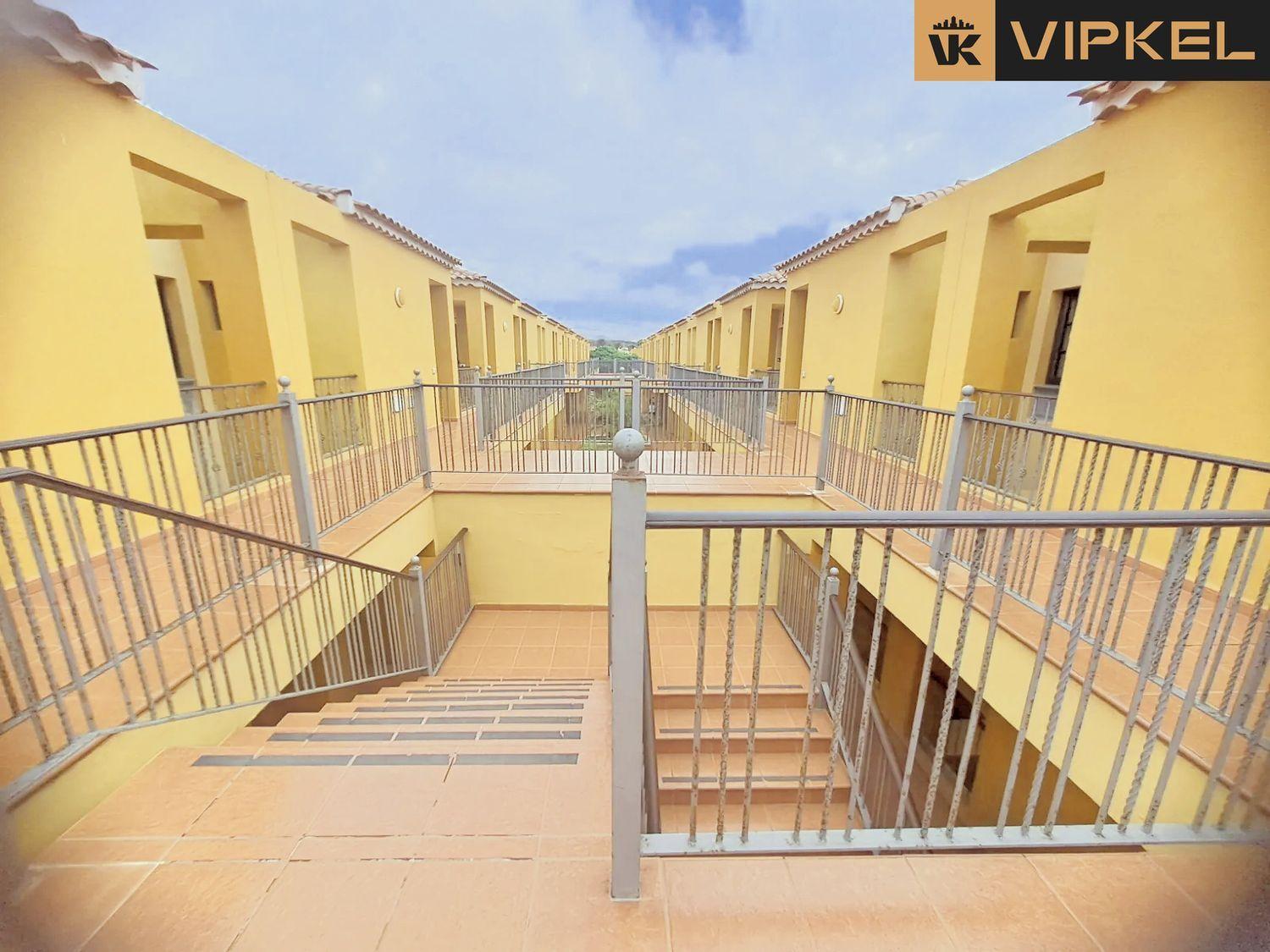 Flat for Sale in Arona