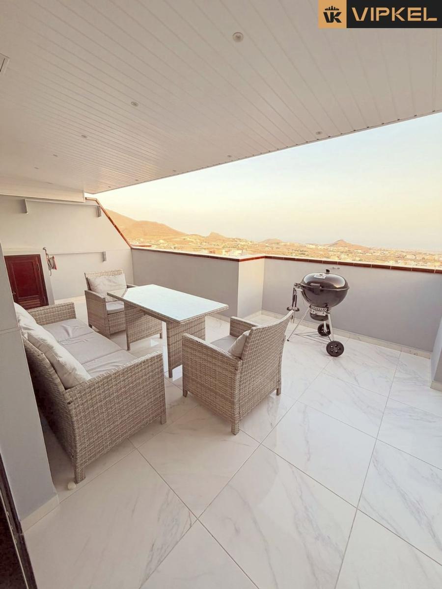 Penthouse for Sale in Arona