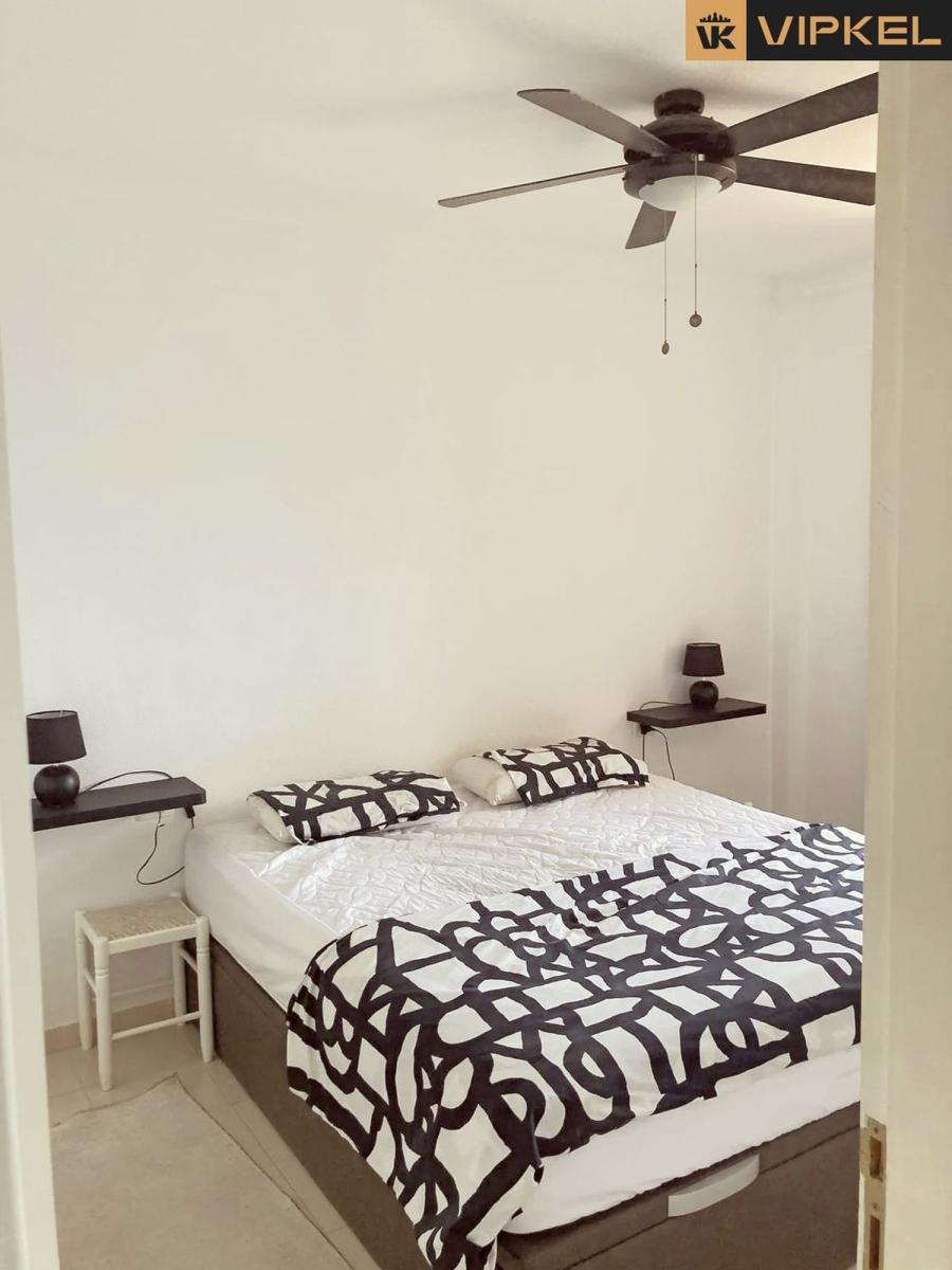 Flat for Sale in Arona