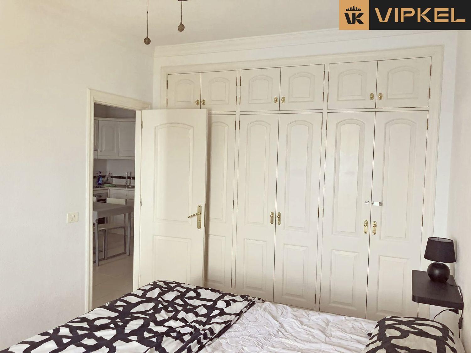 Flat for Sale in Arona