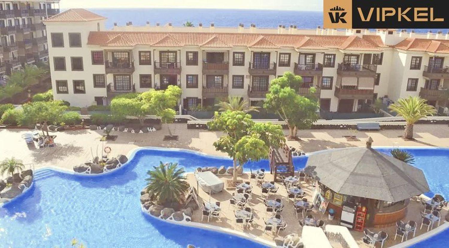 Flat for Sale in Arona