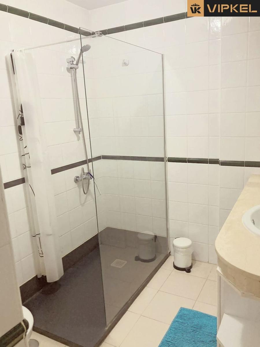 Flat for Sale in Arona