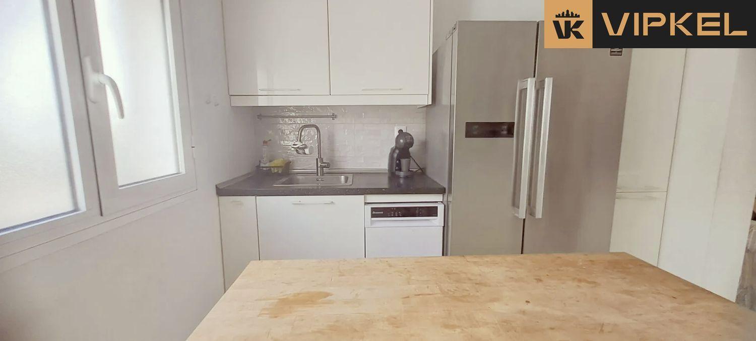 Flat for Sale in Arona