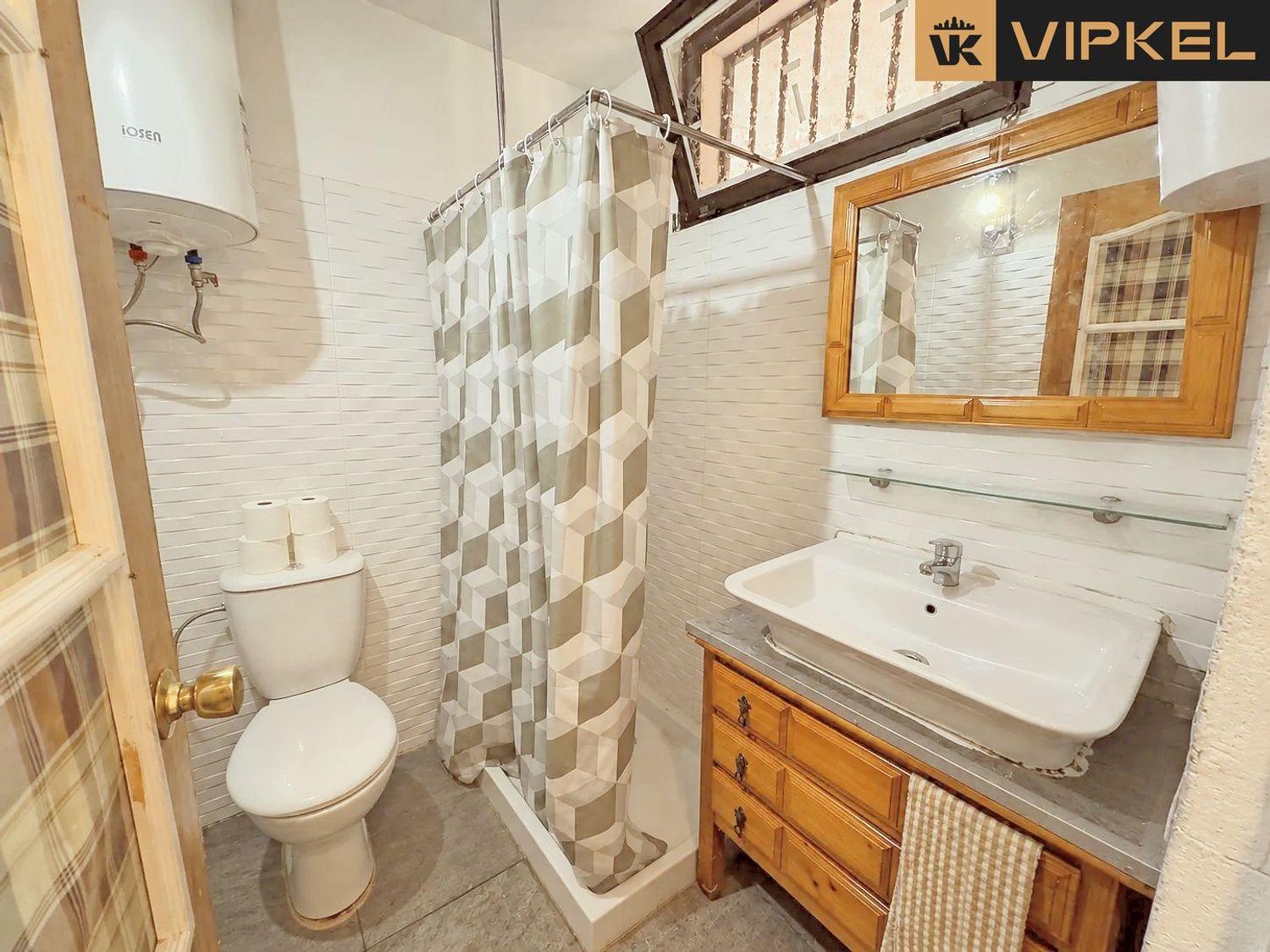 Flat for Sale in Arona