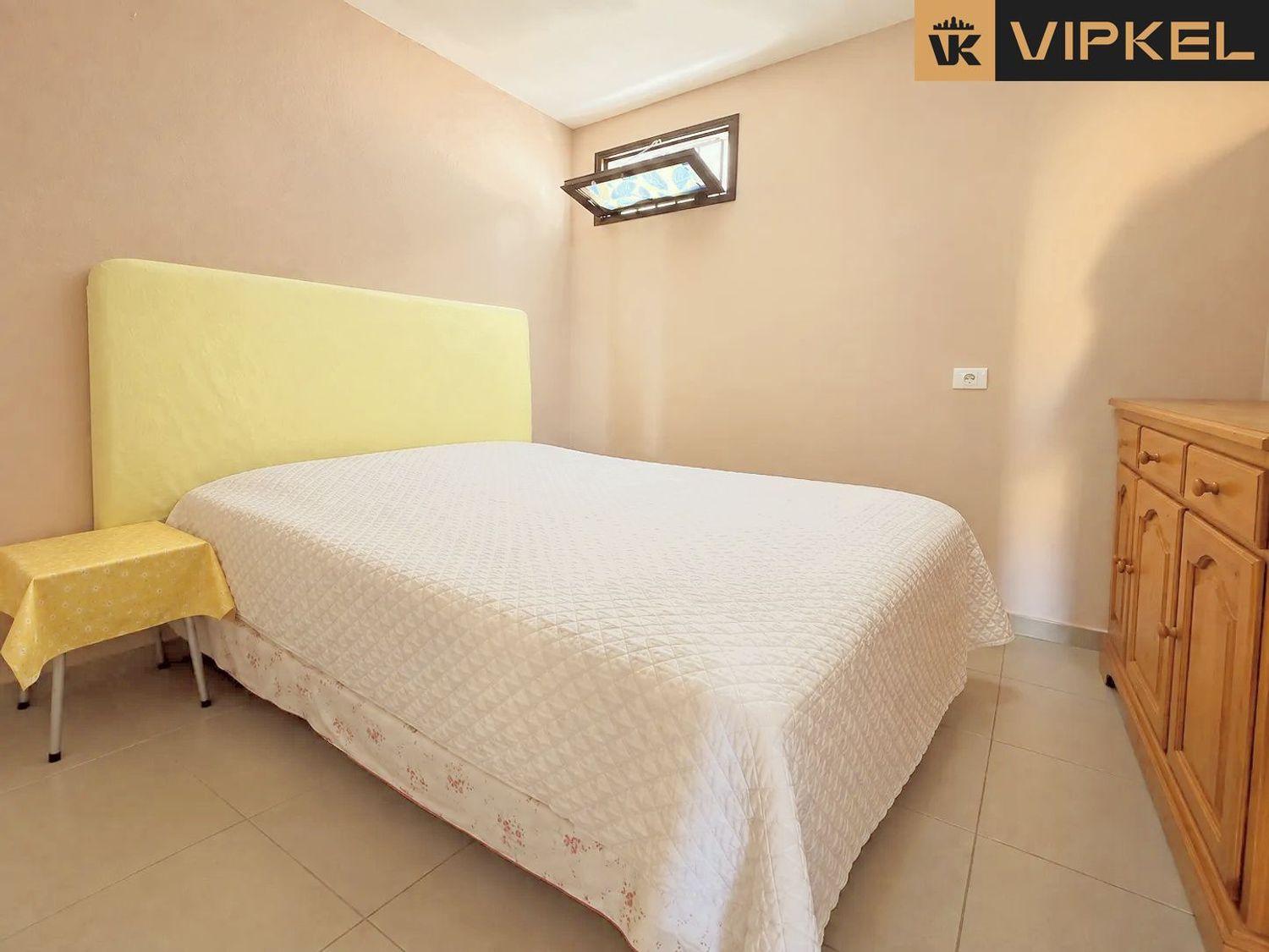 Flat for Sale in Arona