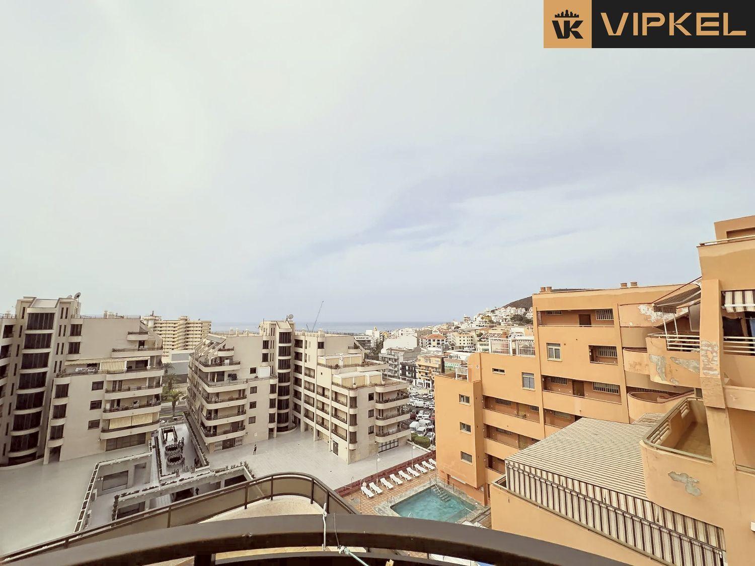 Flat for Sale in Arona