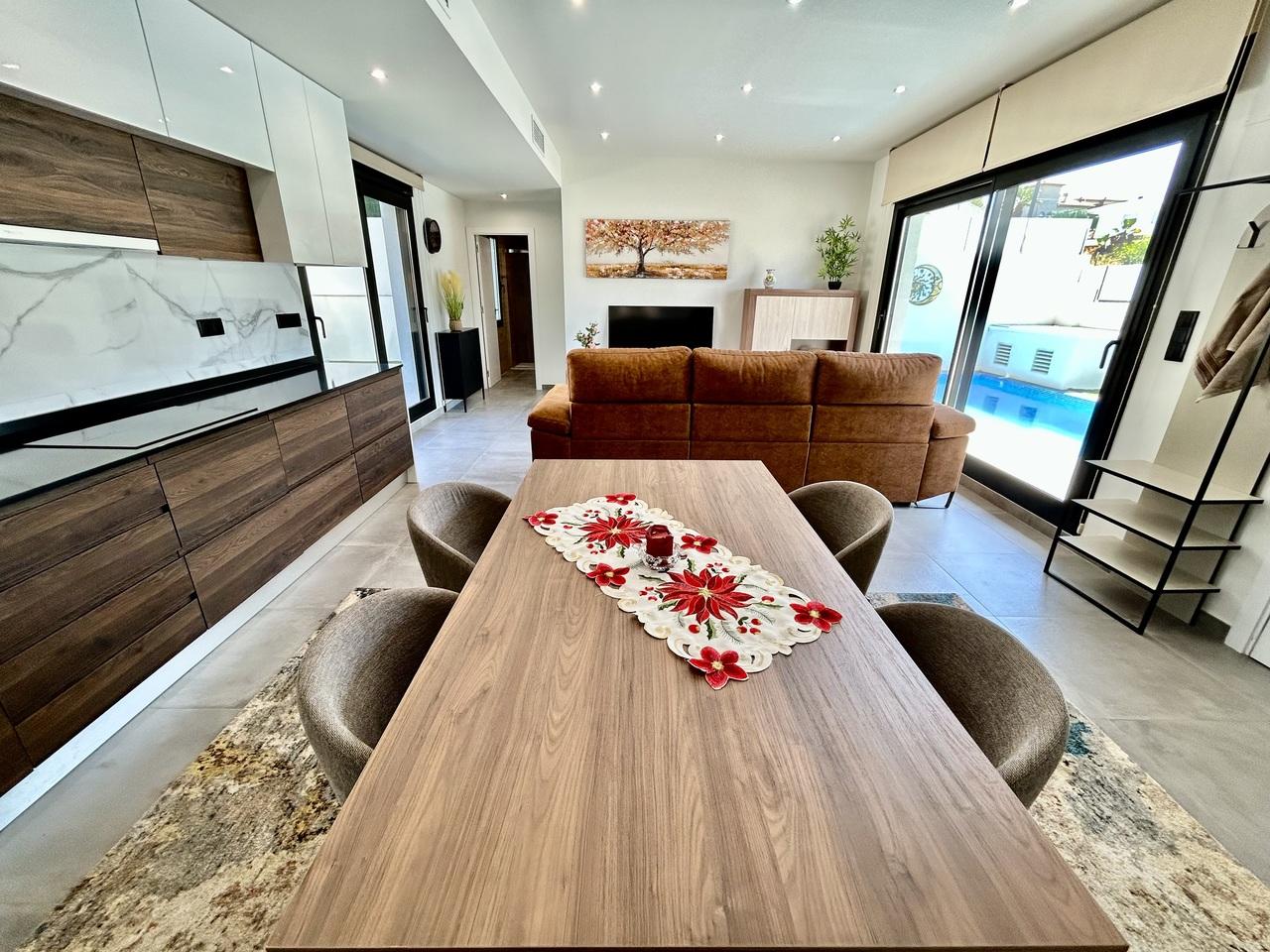 Villa en Venta en Orihuela