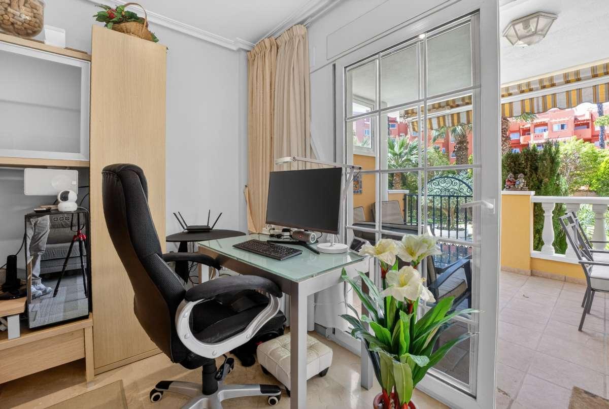 Flat for Sale in Orihuela