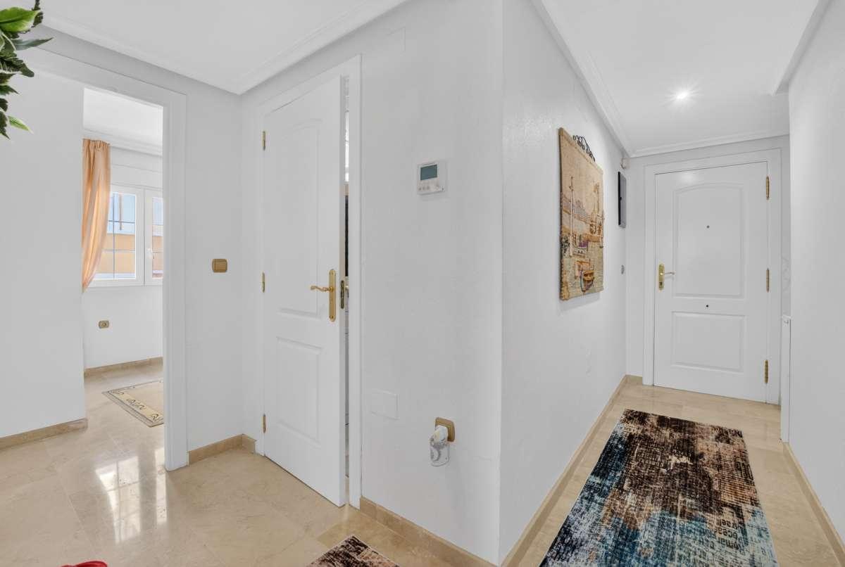 Flat for Sale in Orihuela