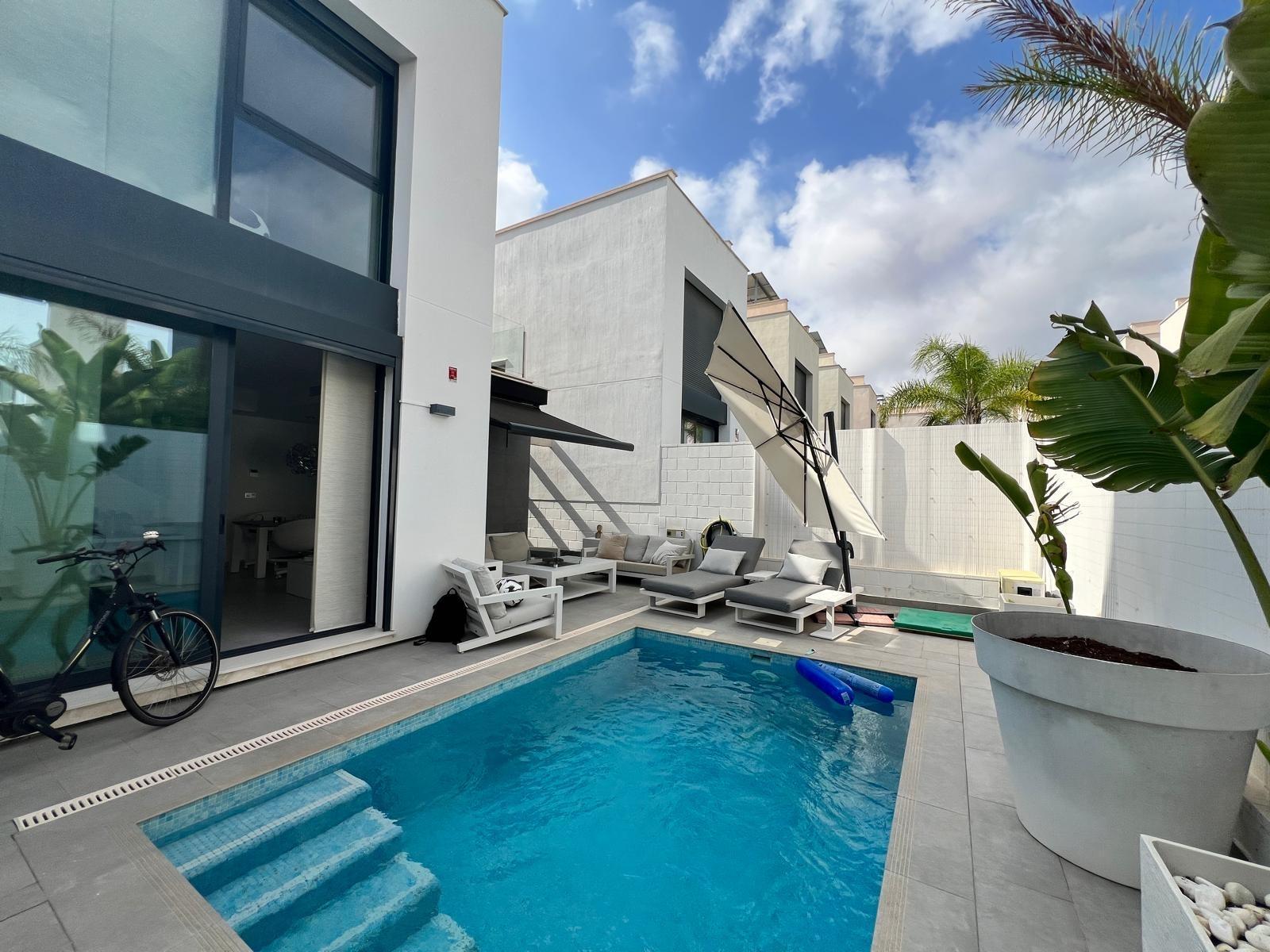 Villa for Sale in Orihuela