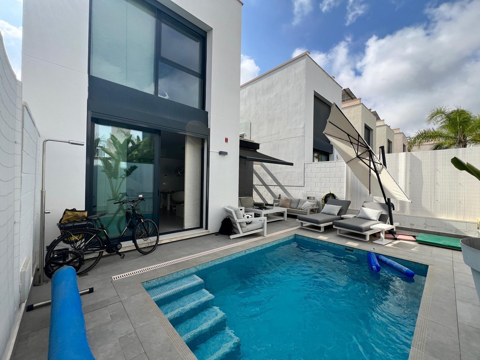 Villa for Sale in Orihuela