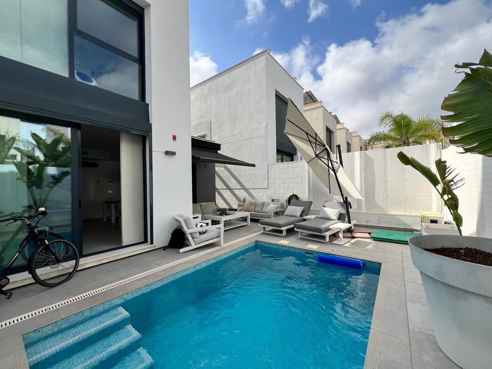 Villa for Sale in Orihuela