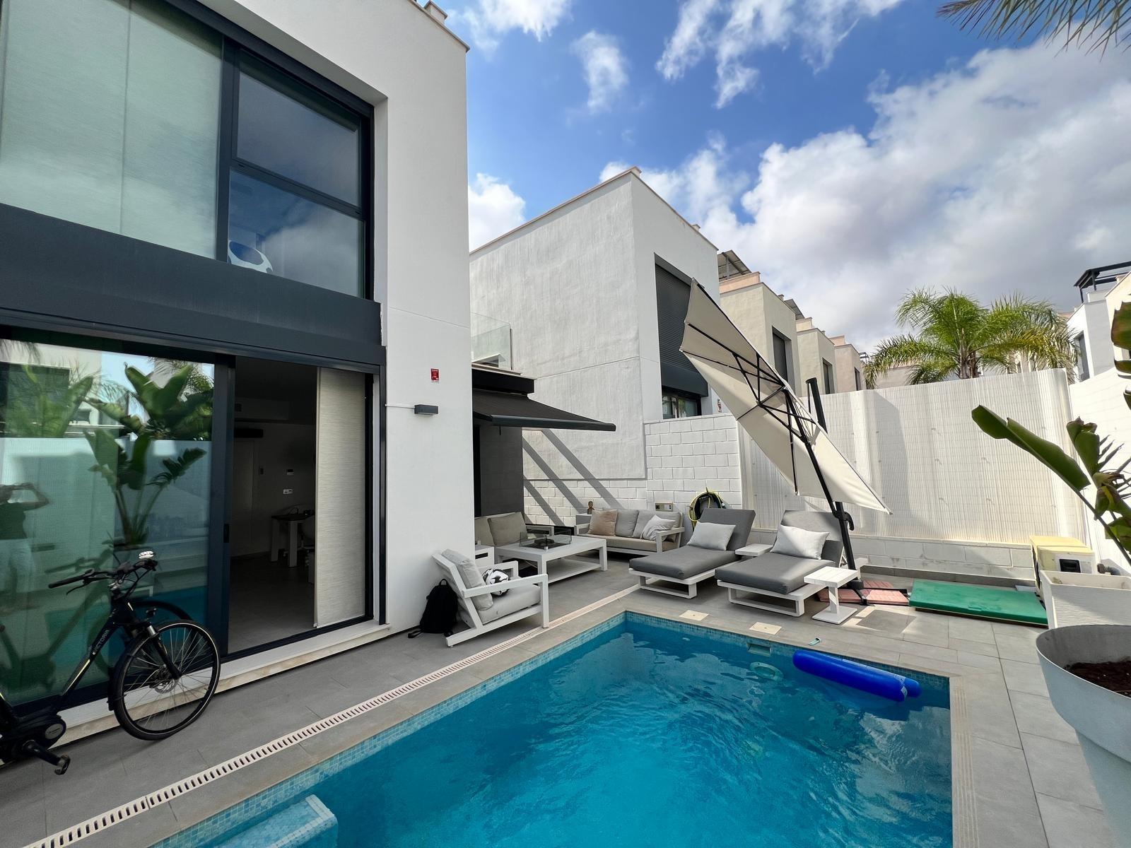 Villa for Sale in Orihuela
