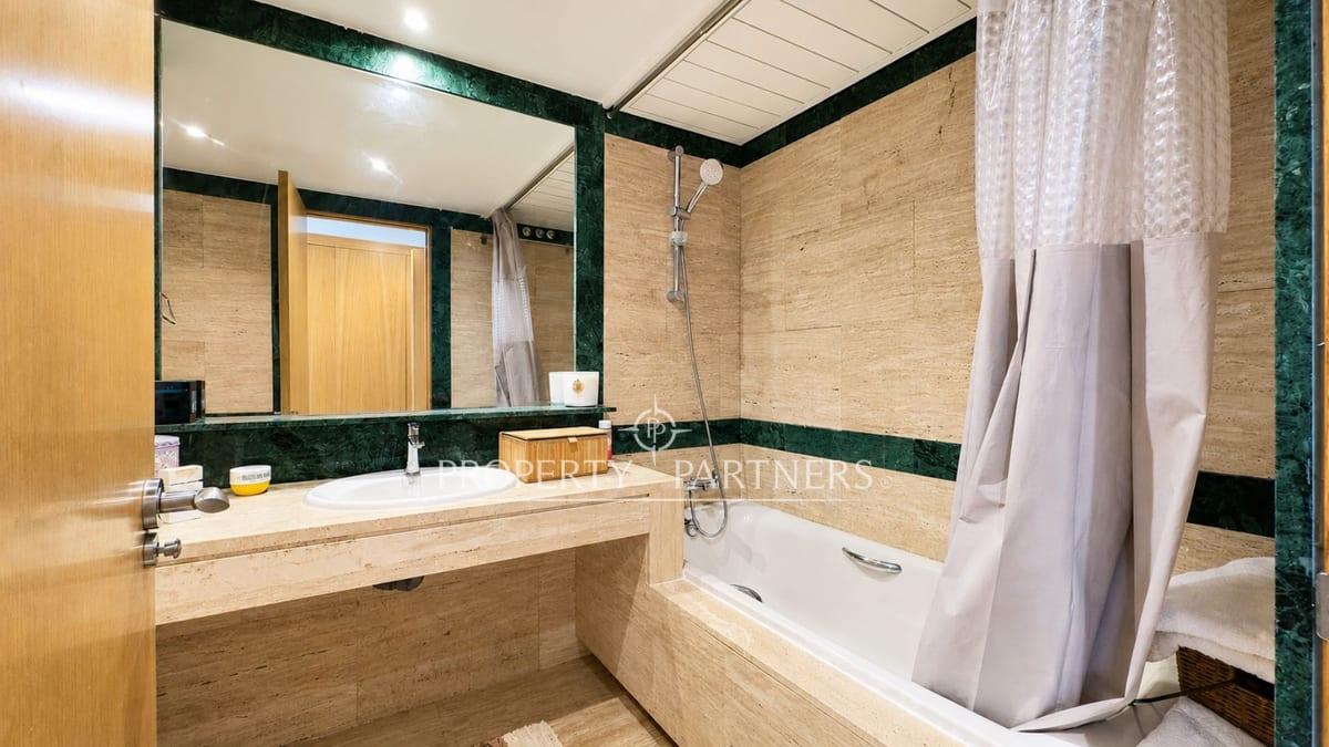Apartment for Sale in Madrid