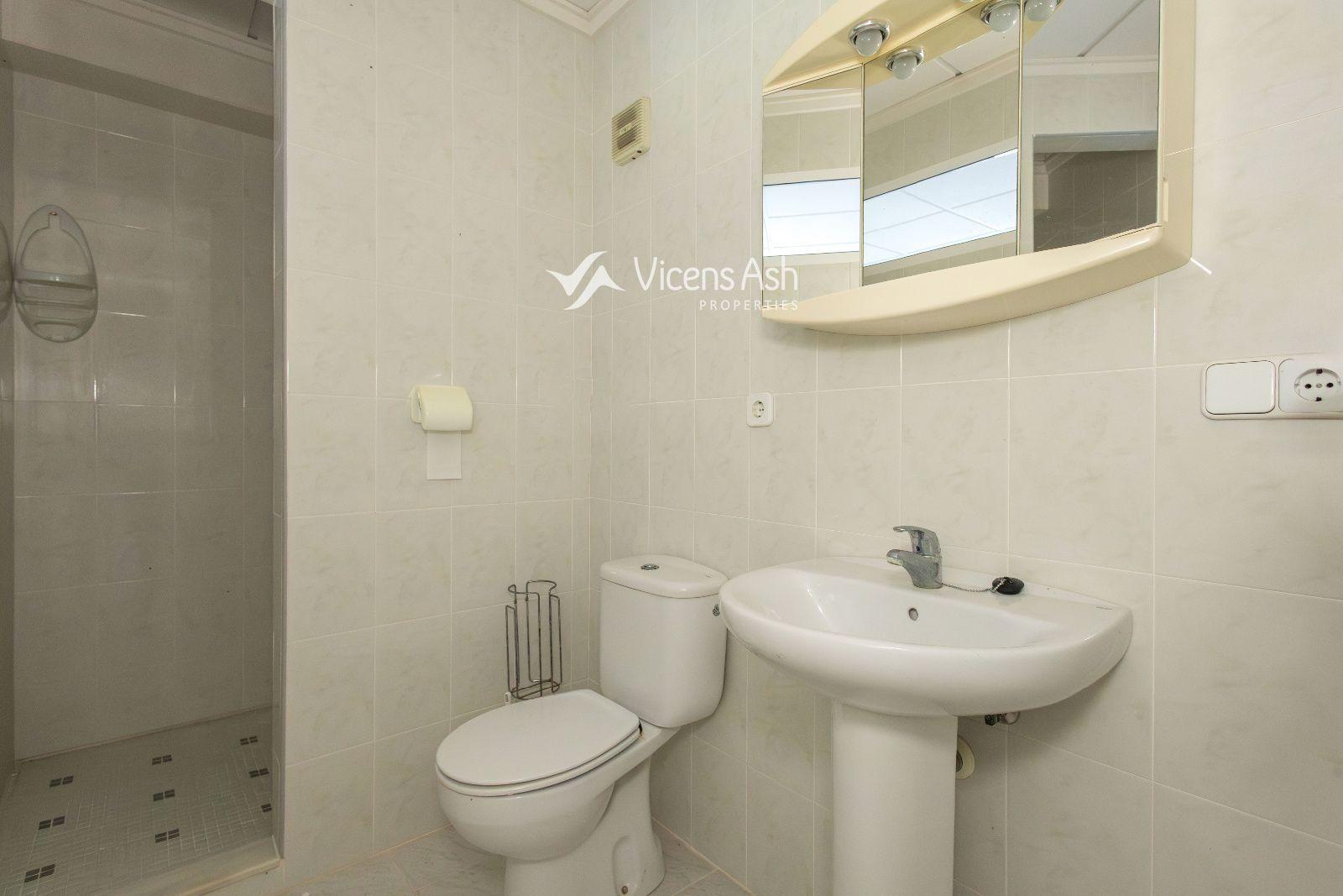 Villa for Sale in Pedreguer