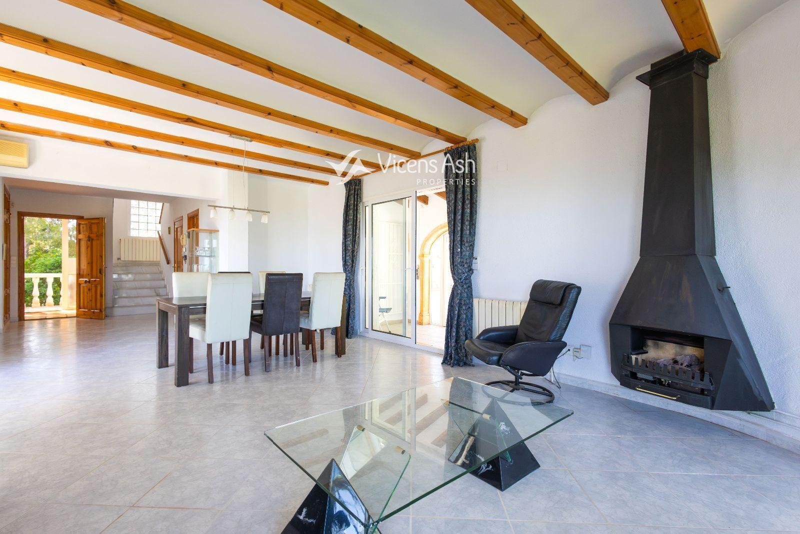Villa for Sale in Pedreguer
