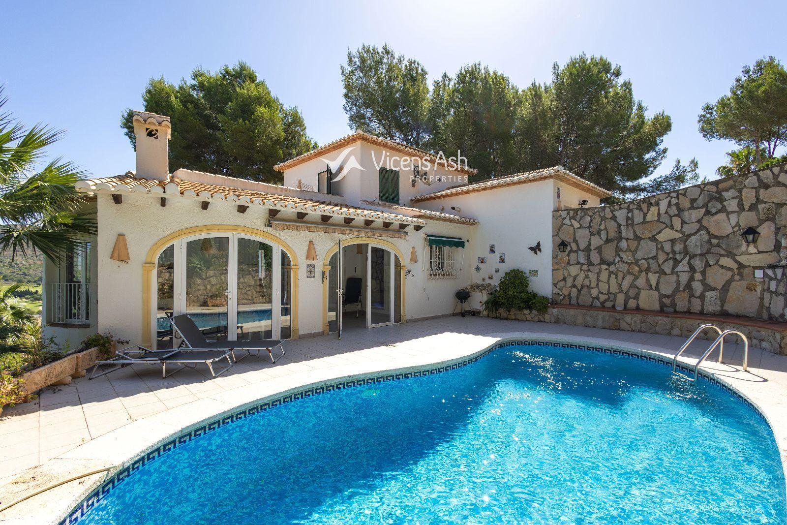 Villa for Sale in Pedreguer
