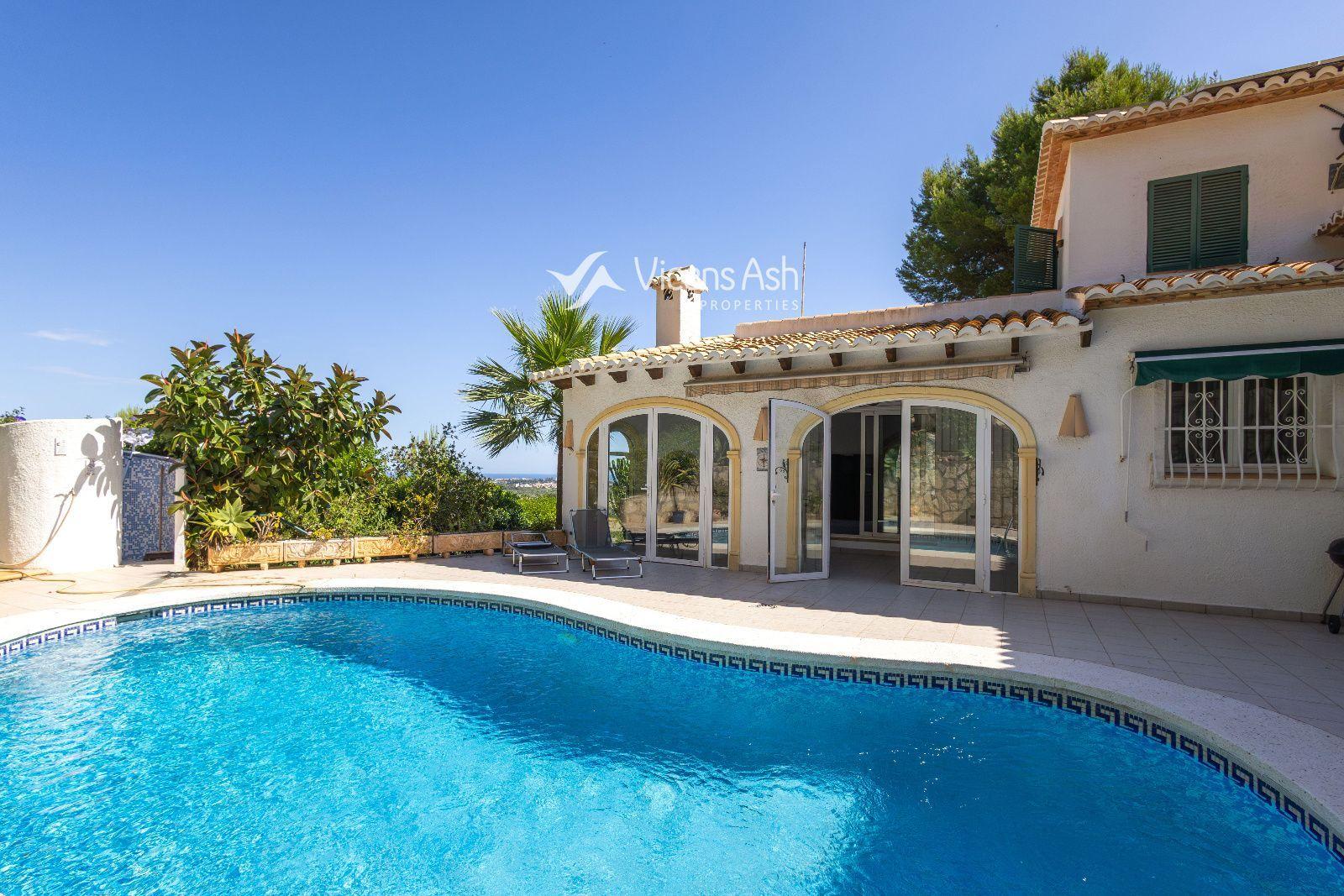Villa for Sale in Pedreguer
