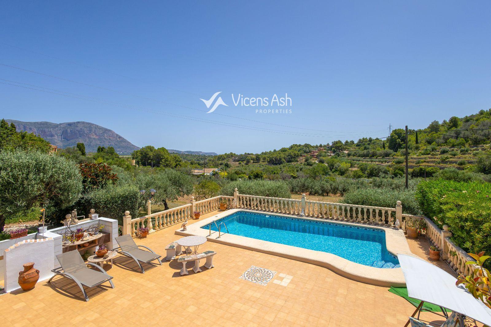 Villa for Sale in Gata de Gorgos