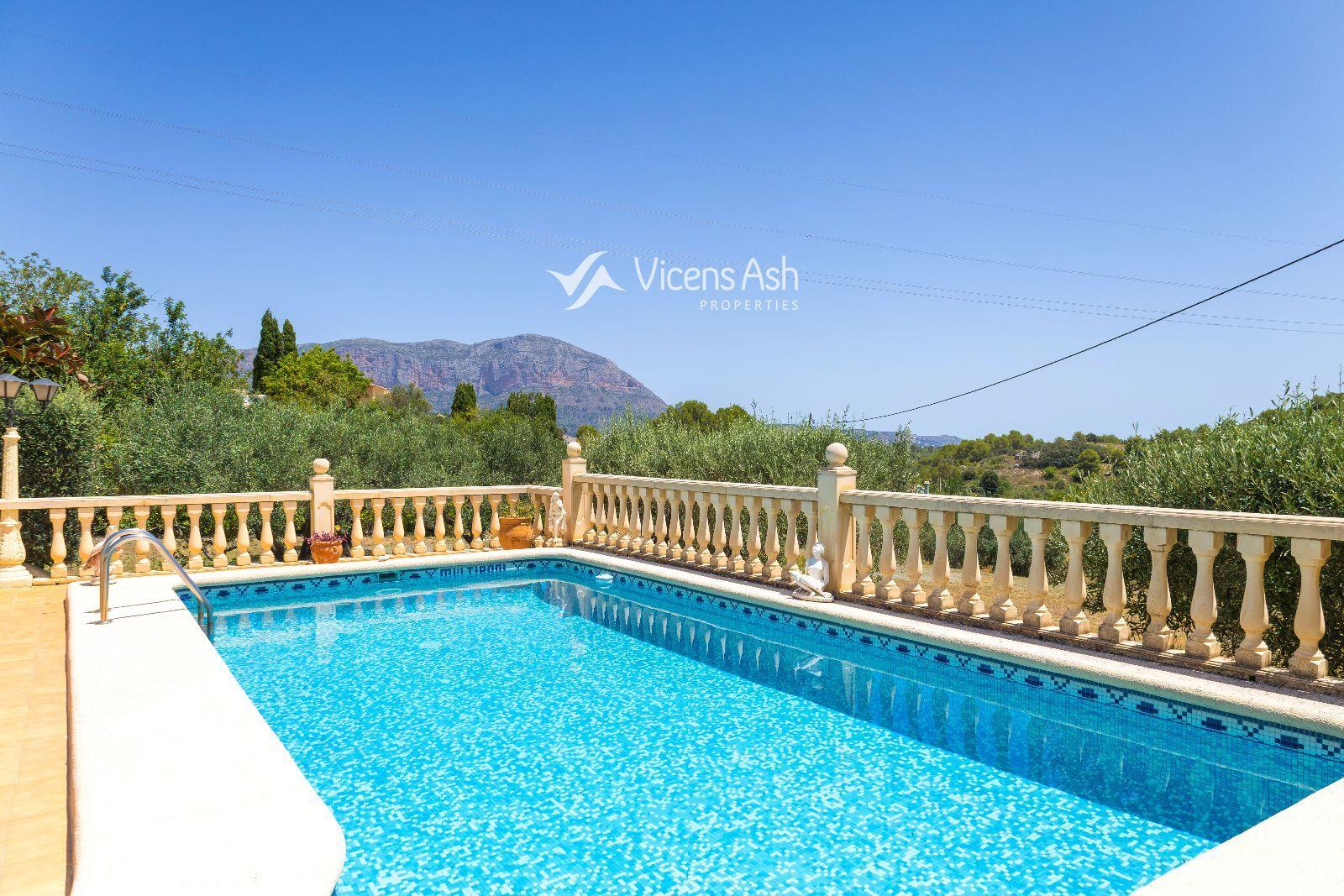 Villa for Sale in Gata de Gorgos