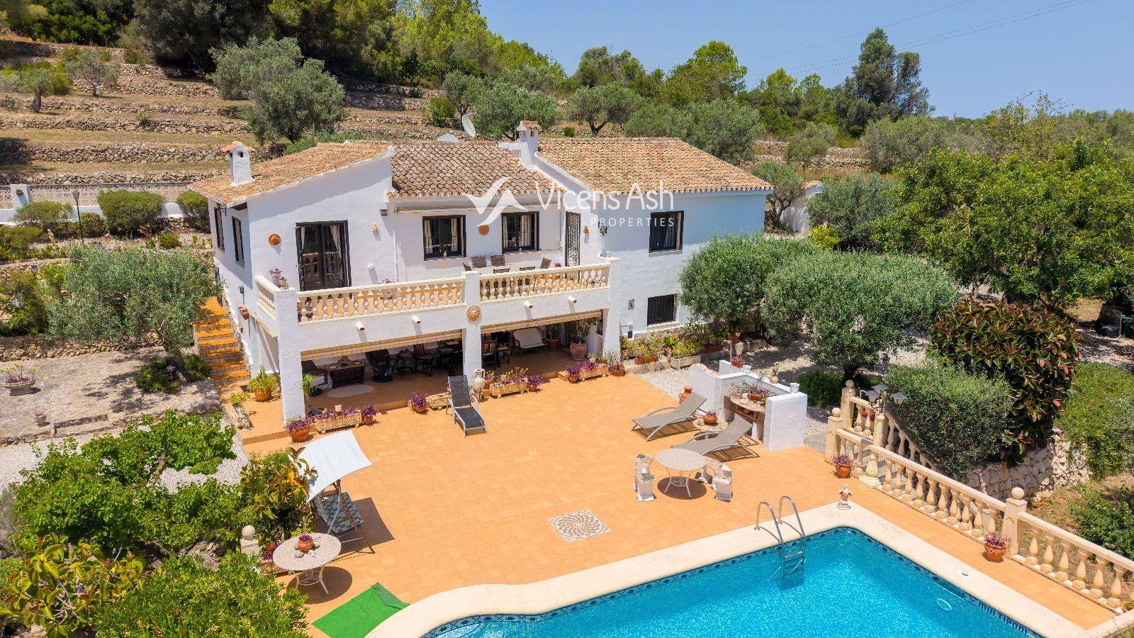 Villa for Sale in Gata de Gorgos