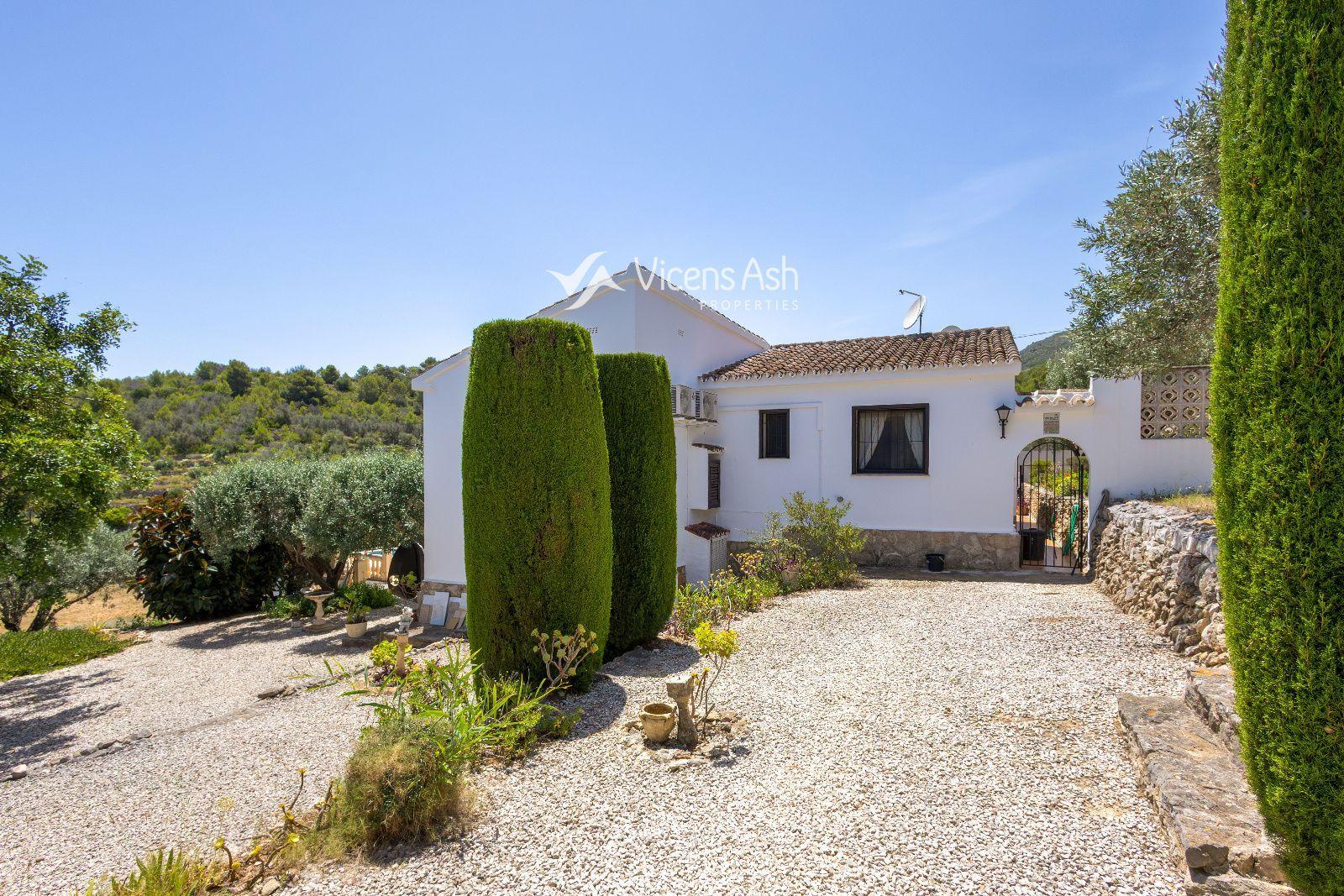Villa for Sale in Gata de Gorgos