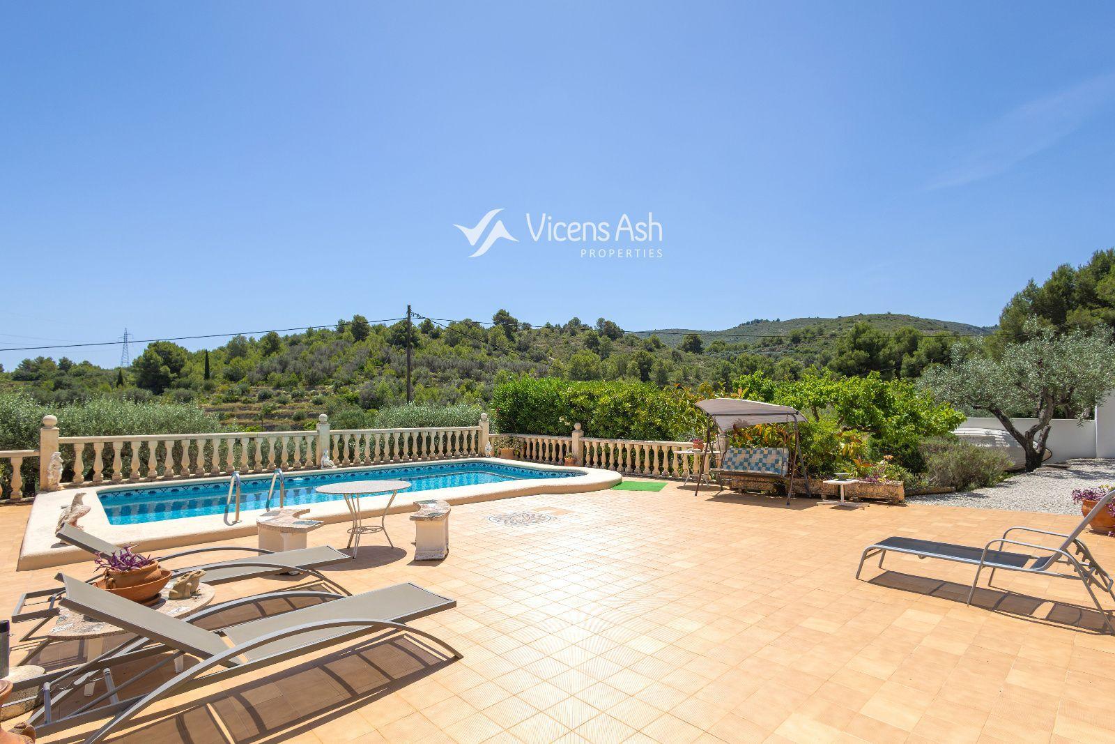 Villa for Sale in Gata de Gorgos