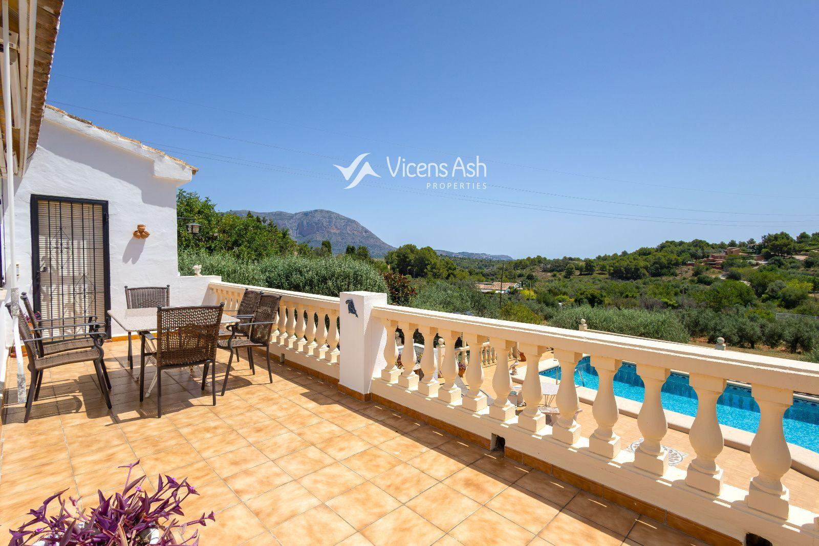 Villa for Sale in Gata de Gorgos