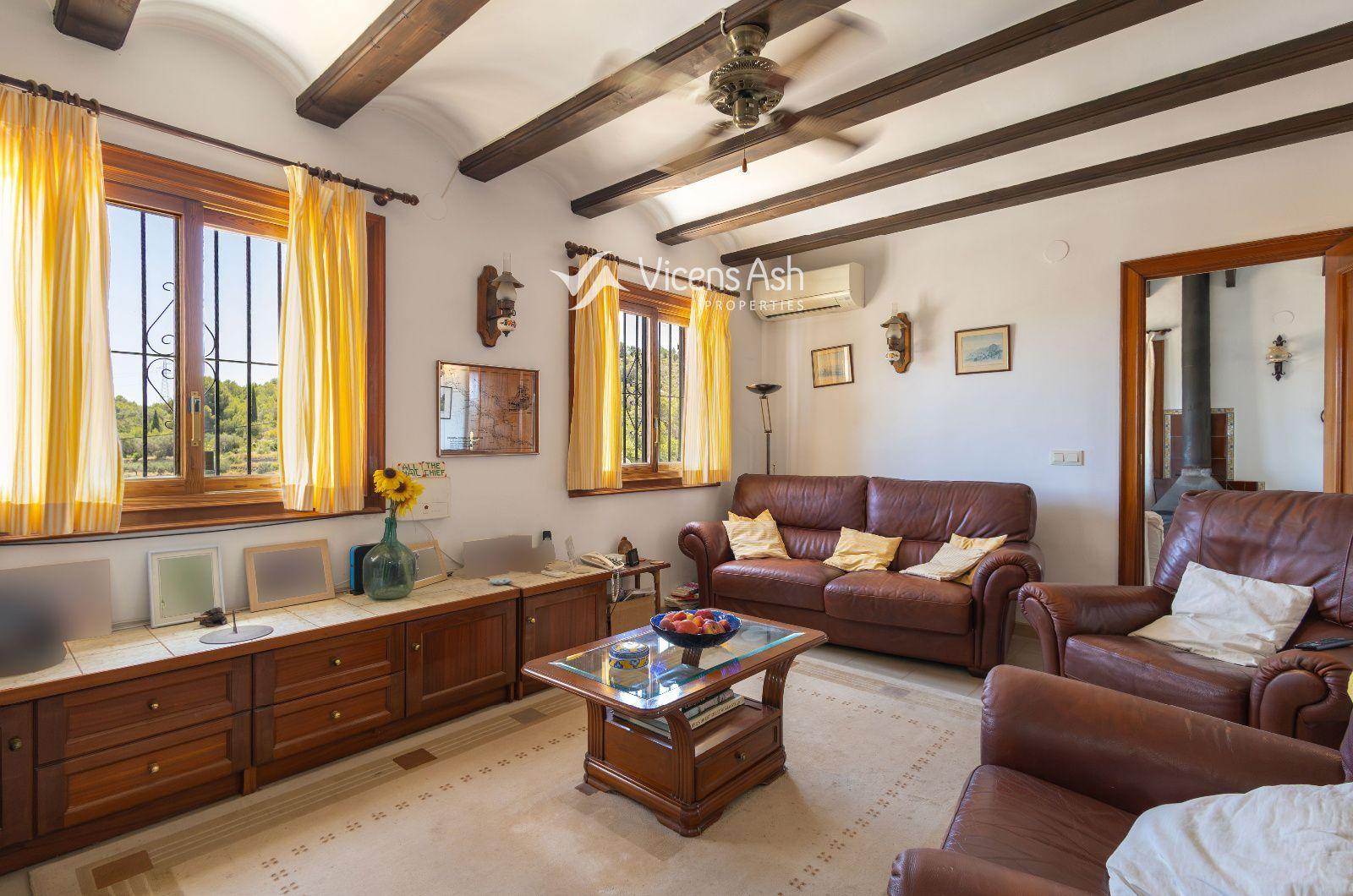 Villa for Sale in Gata de Gorgos