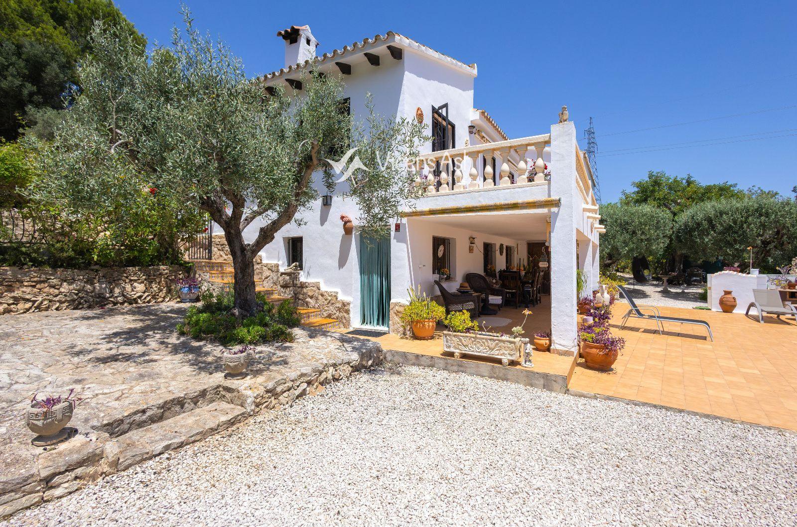Villa for Sale in Gata de Gorgos