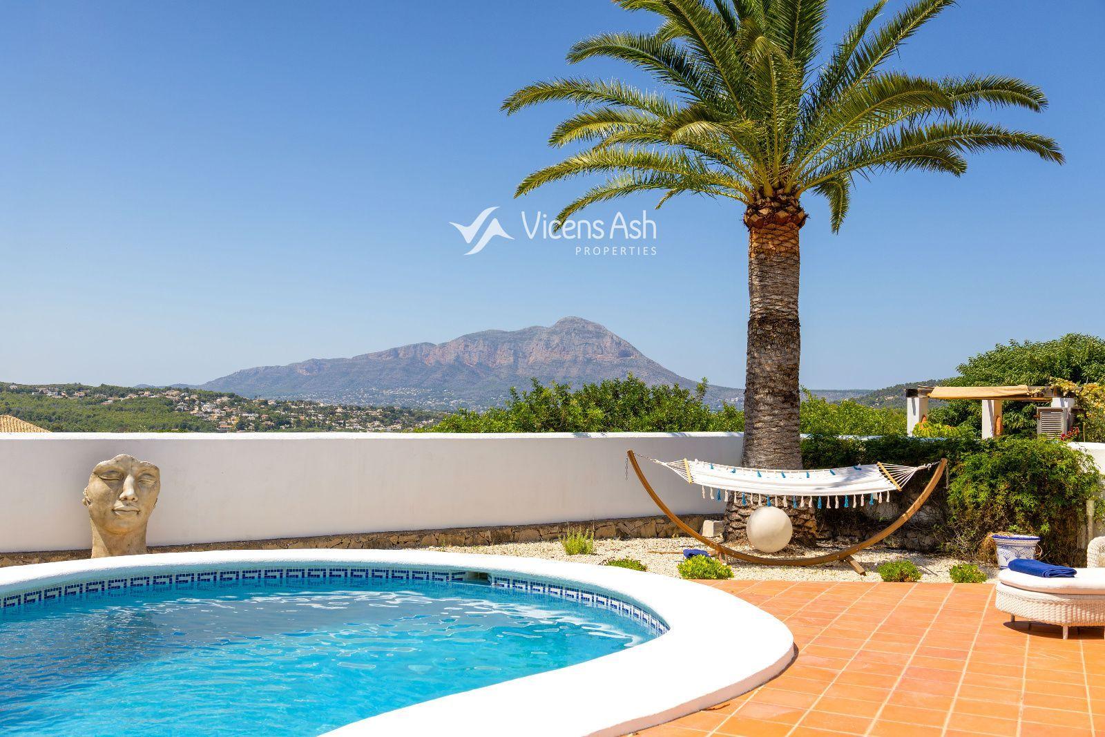 Villa for Sale in Benitachell