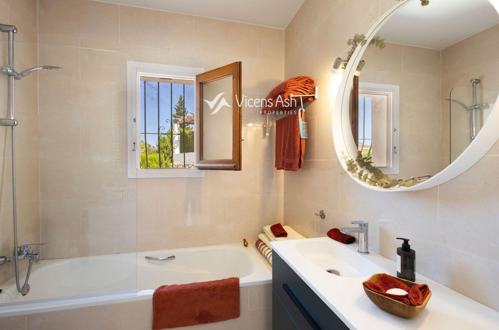 Villa for Sale in Benitachell