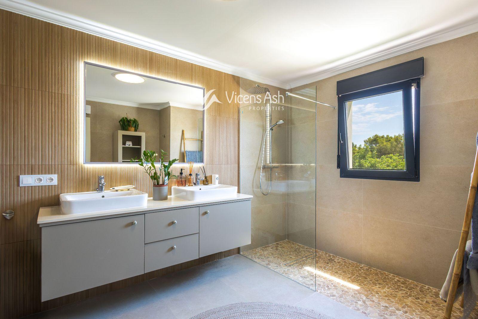 Villa for Sale in Jávea