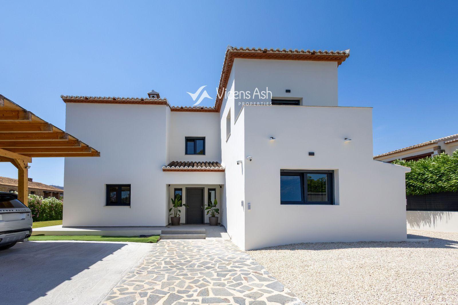 Villa for Sale in Jávea