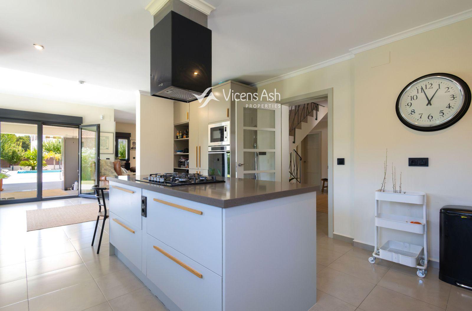 Villa for Sale in Jávea