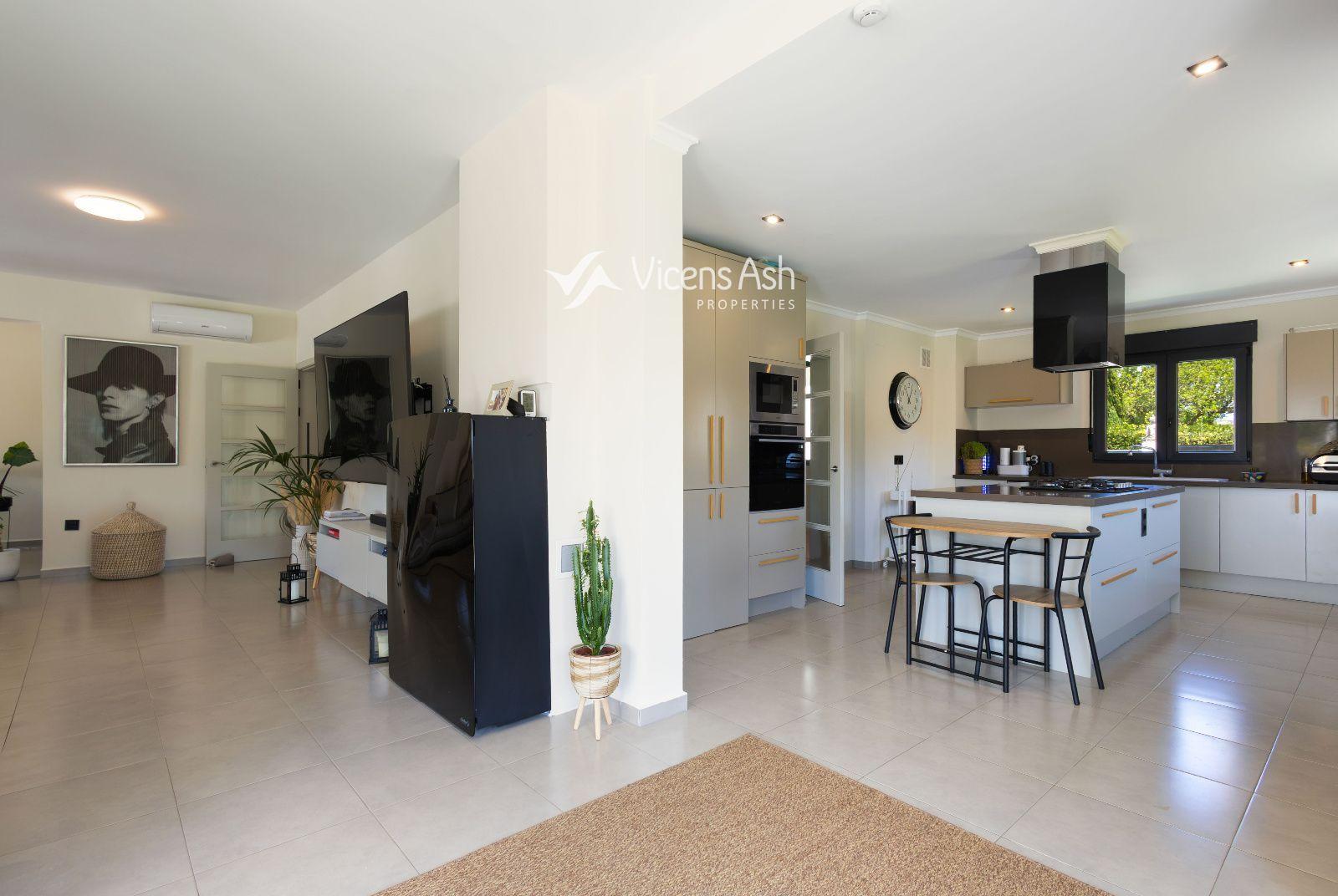 Villa for Sale in Jávea