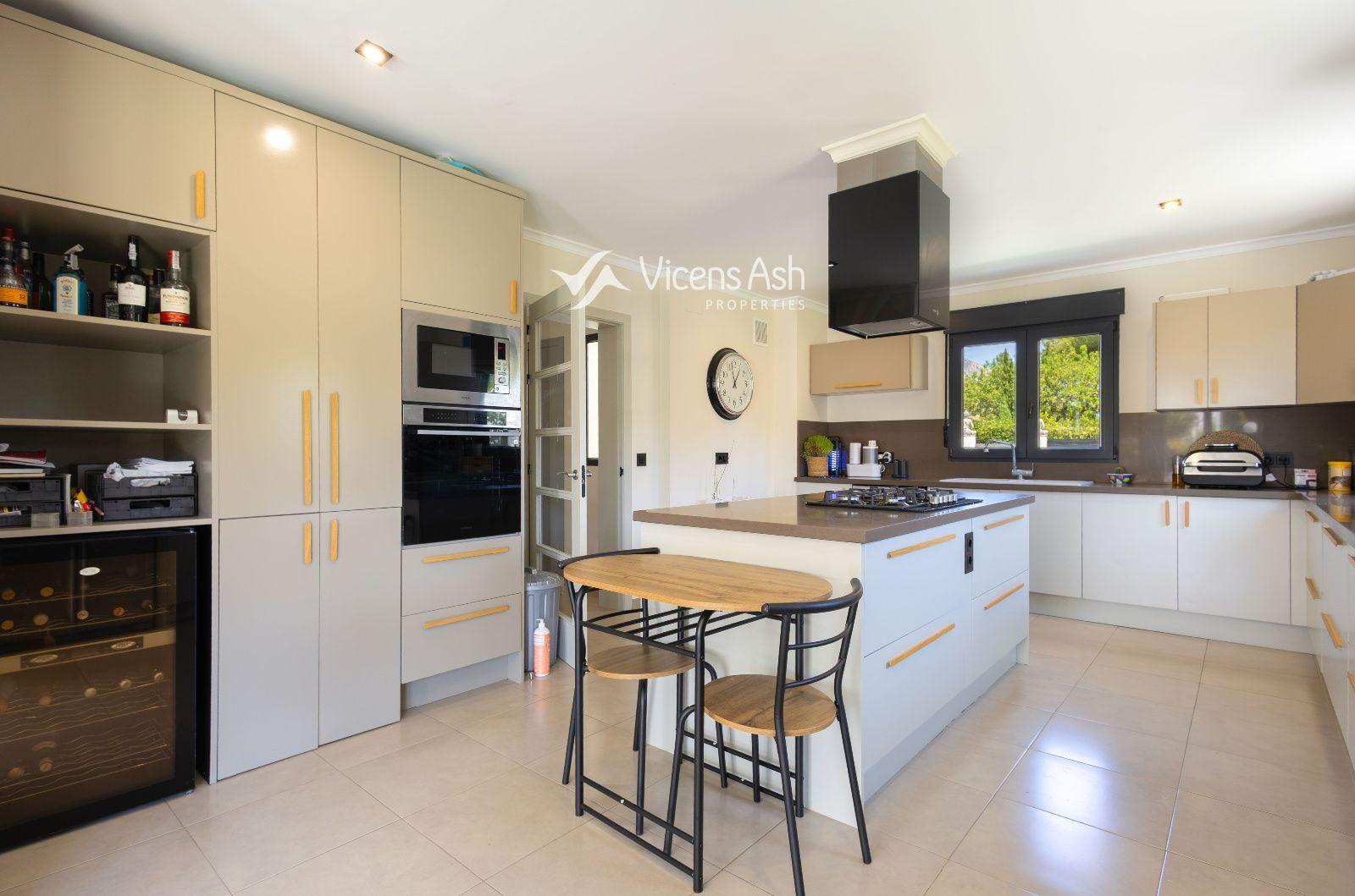 Villa for Sale in Jávea