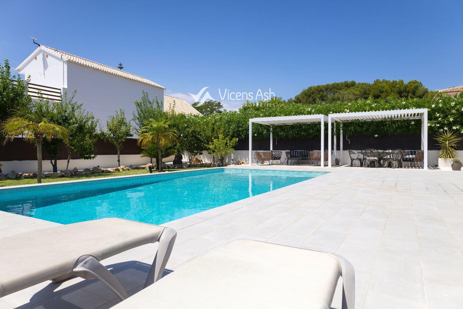 Villa for Sale in Jávea